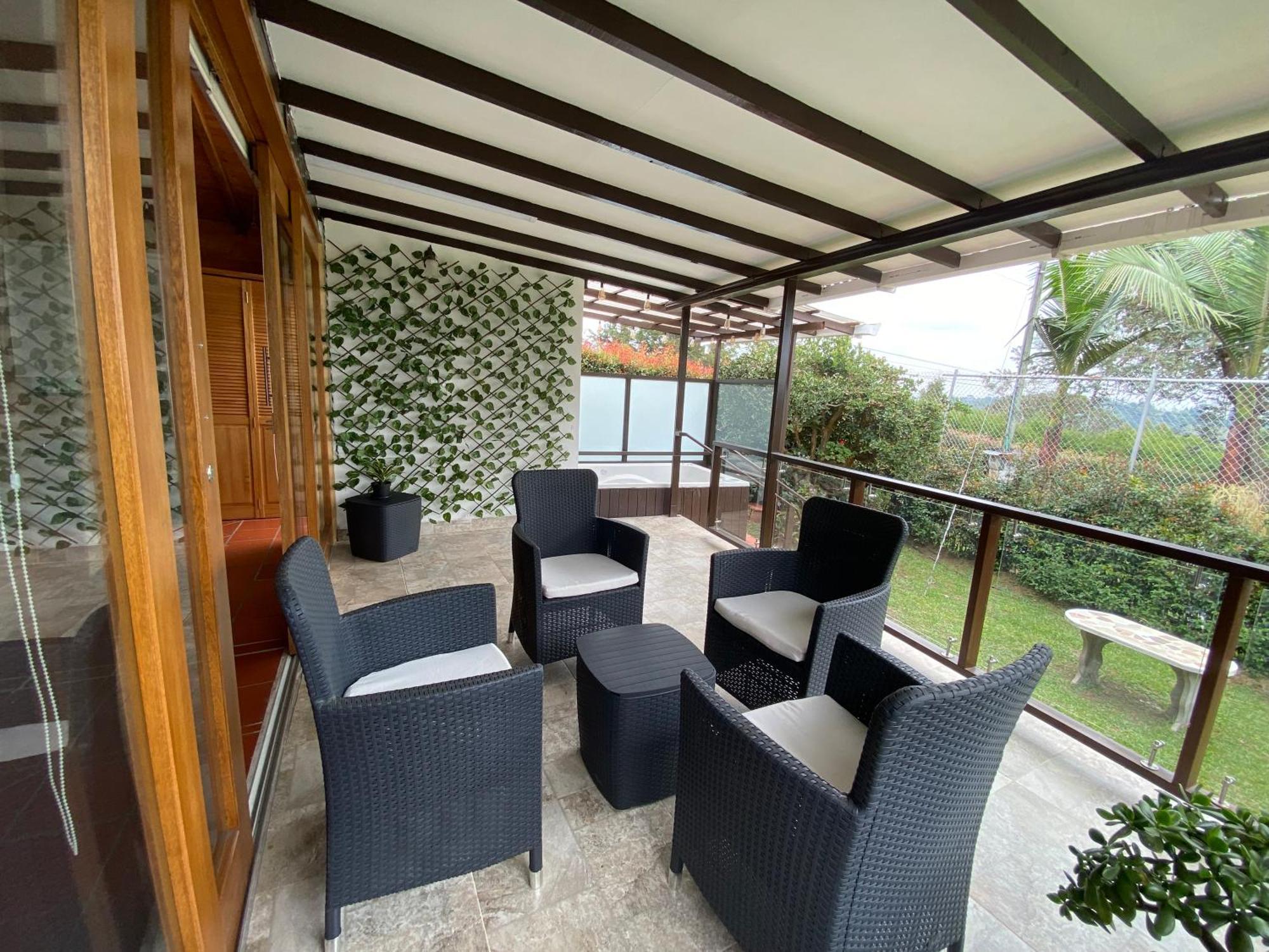 Finca Hotel 12 Palmas- Aeropuerto Jmc Rionegro Exterior photo